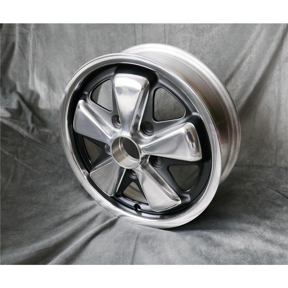 4x 5 Speiche, 4,5x15 black/polished + KM4 Hutmuttern