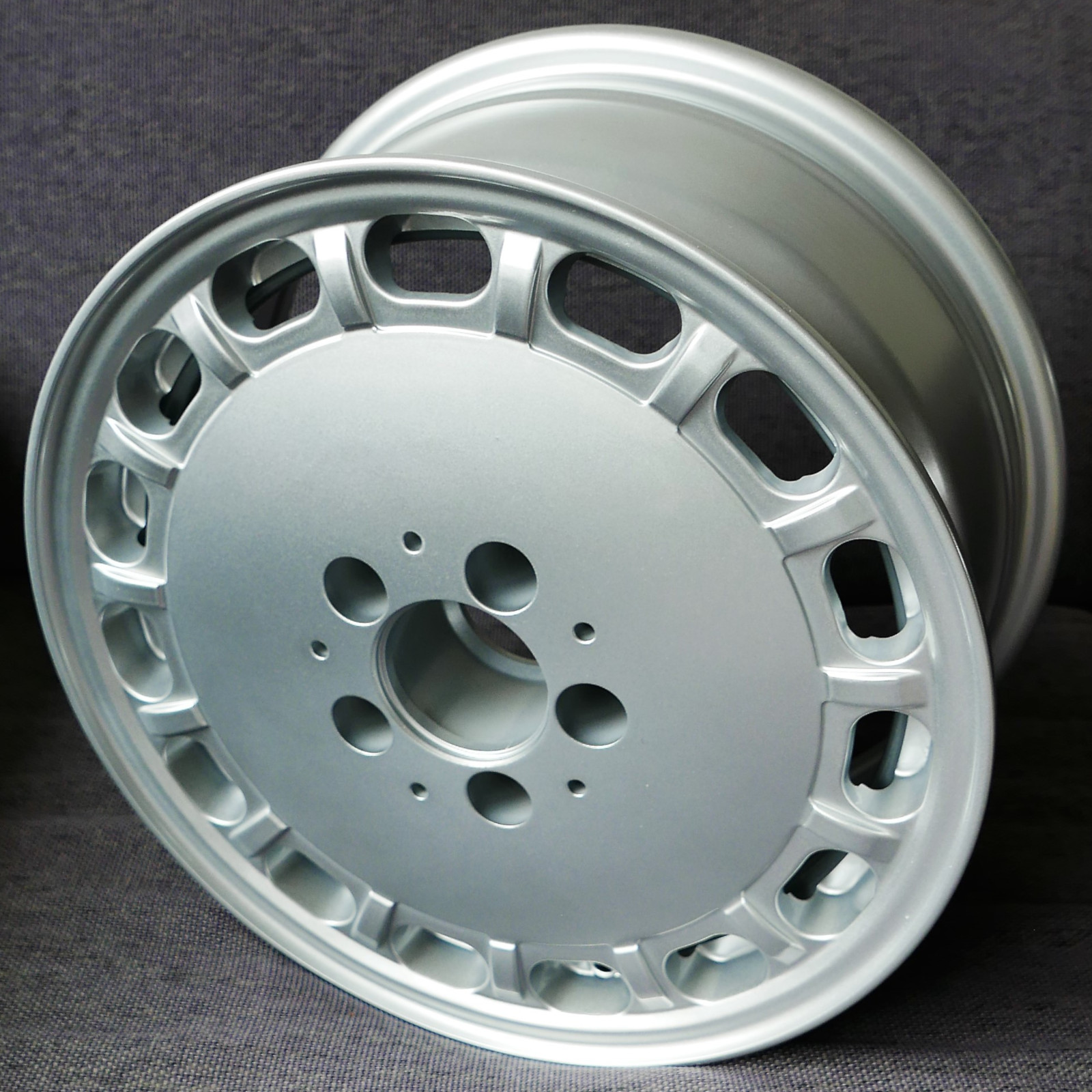 4x Gulli Style, 7x15 + KB10 Radschrauben