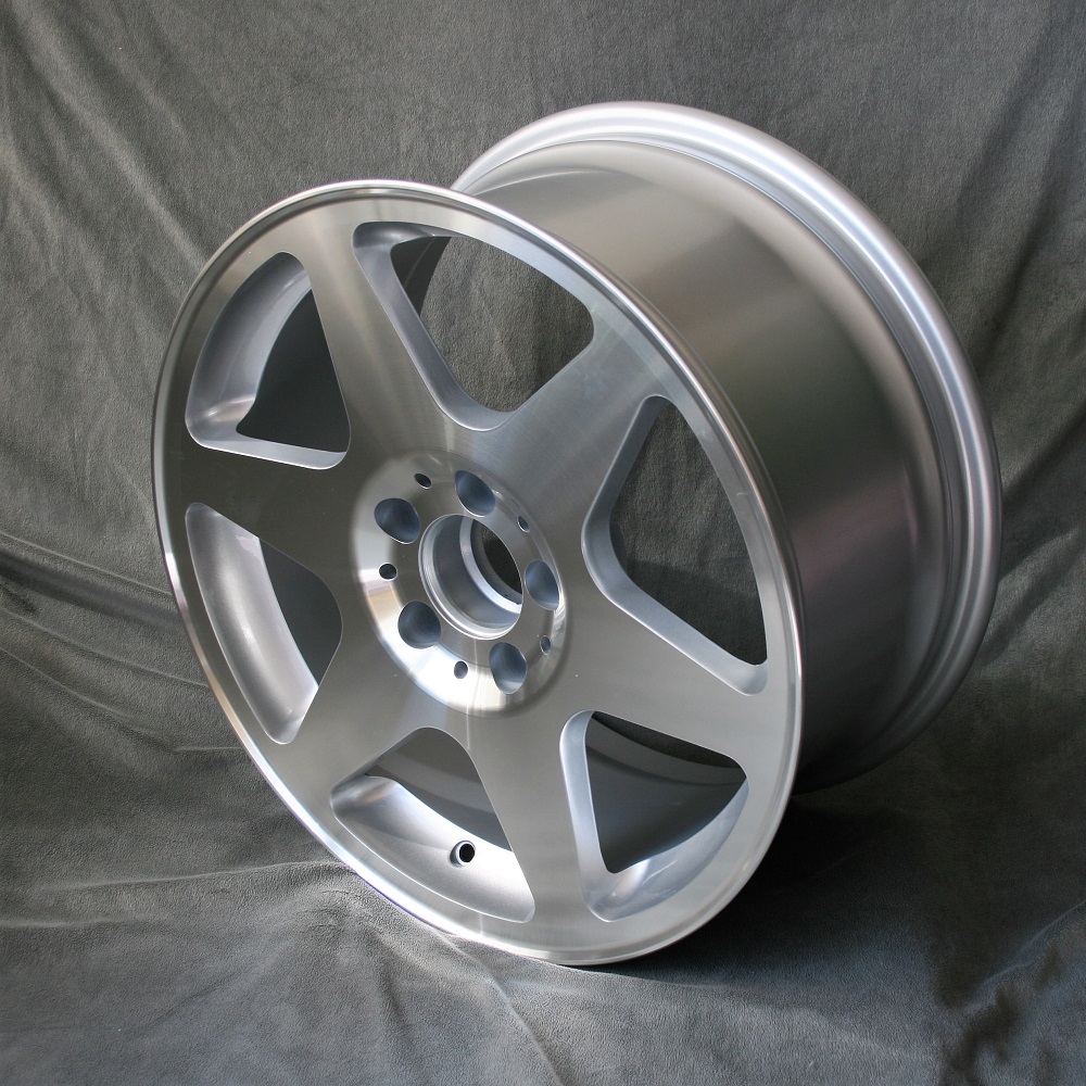 4x Evo Style, 8,25x17, glanzgedreht + KB13 Radschrauben