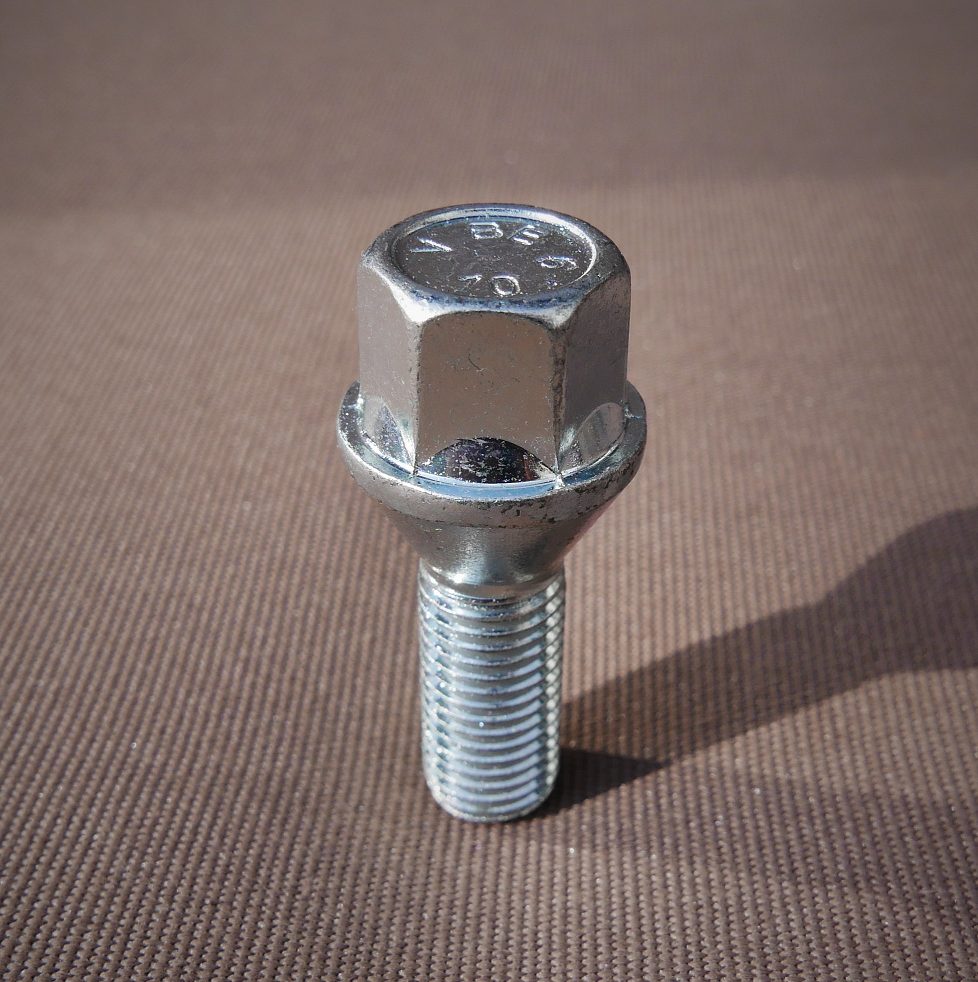 4x Stratos Style, 12x15 Lancia Stratos inkl. Radschrauben