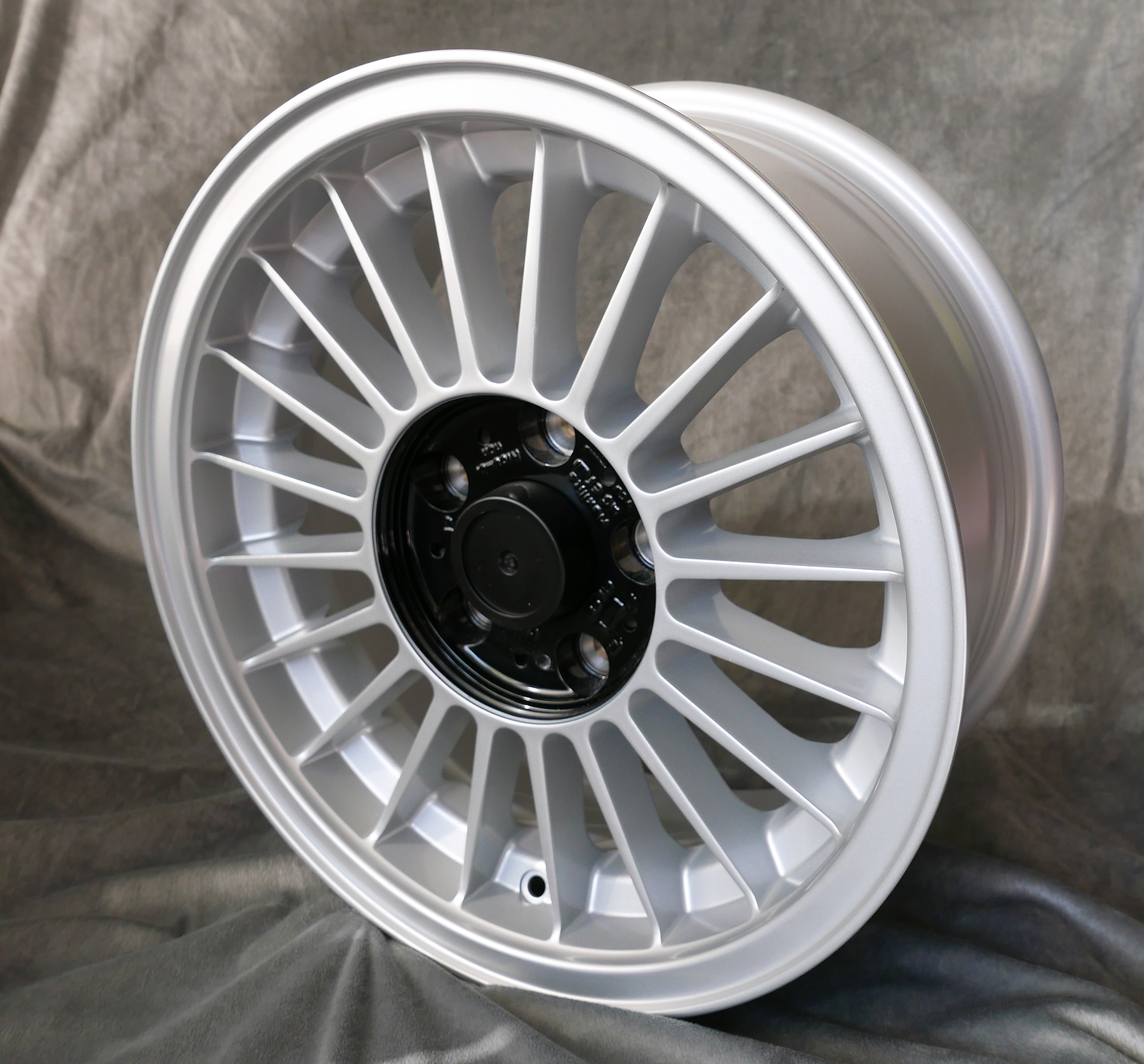 4x Spoke Style, 7x16 + KB2 Radschrauben