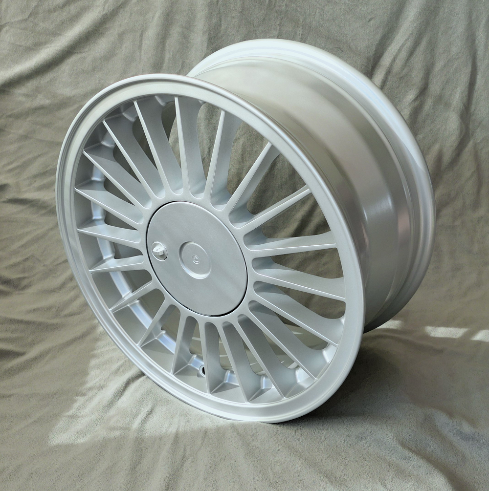 4x Spoke Style, 8x17 + KB2 Radschrauben