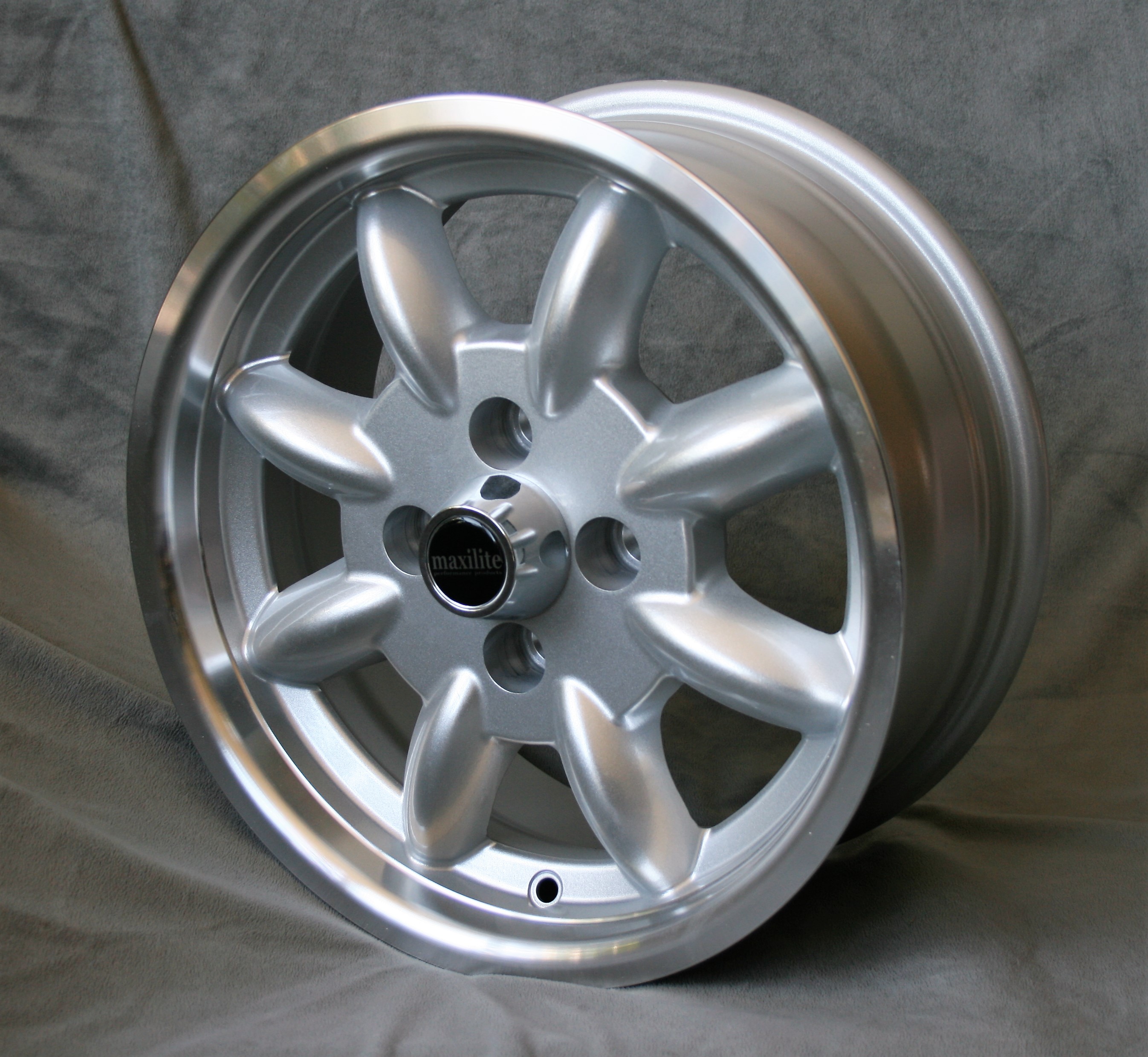 4x Minilight Style, 6x14 + KM3 Radmuttern