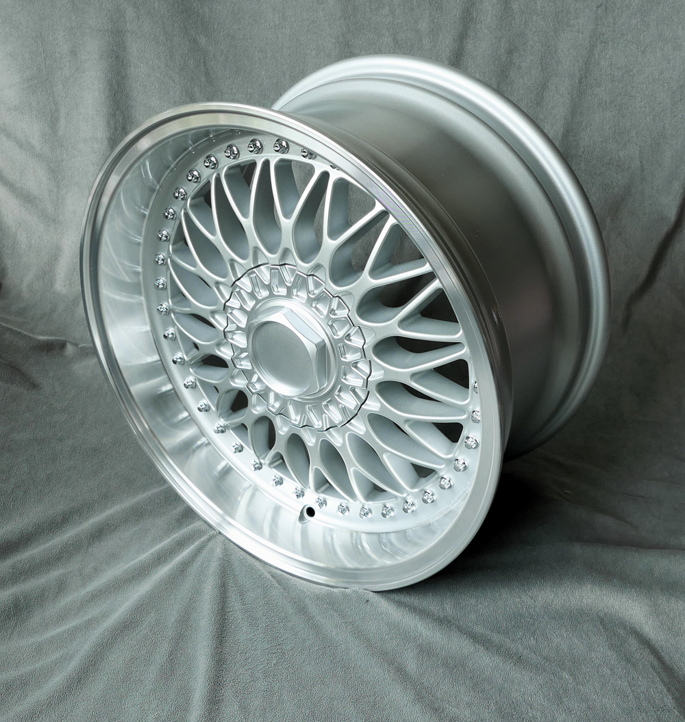 RC 90 Style, 8,5x17 MERCEDES W210 E-Klasse